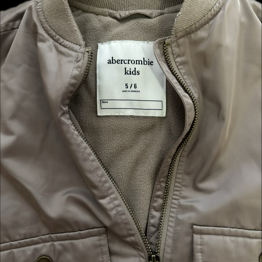 Abercrombie Kids Taupe Puffer Jacket - Picture 2 of 4